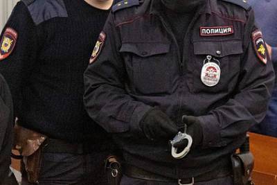 ФСБ задержала подполковника полиции за взятку в 12 миллионов рублей