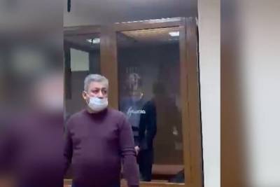 Суд арестовал распылившего перцовый баллончик в лицо росгвардейцу на акции 31 января