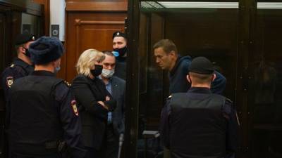 Бабушкинский суд в пятницу рассмотрит дело о клевете Навального на ветерана
