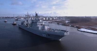 Десантный корабль "Пётр Моргунов" перед отправкой на Северный флот (видео)