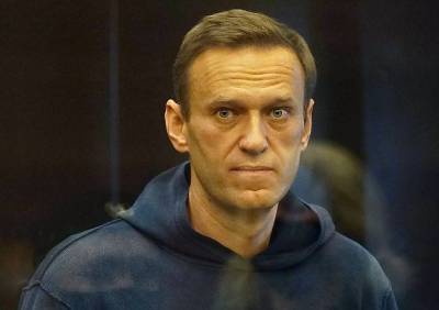 В пятницу Навального доставят в суд по делу о «клевете на ветерана»