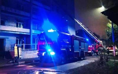 Названы версии пожара в больнице Запорожья