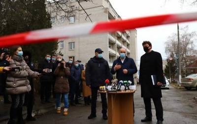 Пожар в Запорожье: Степанов приехал на место трагедии