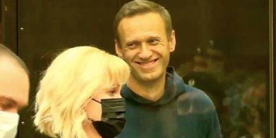 «Демонстративное беззаконие». Навальный обратился к сторонникам и обвинил Путина в мести