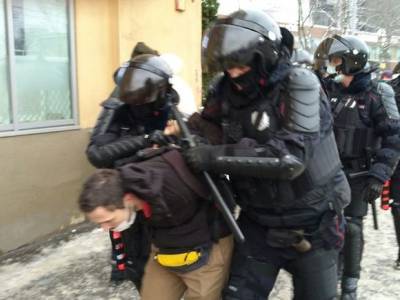 В Сети потребовали расследовать случаи применения насилия к безоружным гражданам со стороны силовиков