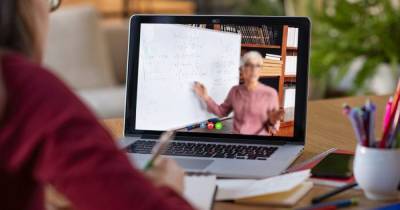 Онлайн-уроки "с того света": в канадском вузе лекции вел умерший профессор