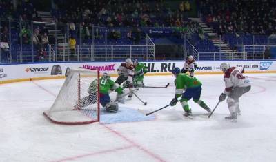«Салават Юлаев» обыграл на своем льду рижское «Динамо»