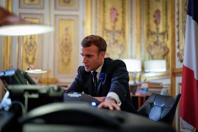 Лидер Франции Макрон назвал приговор Навальному серьезной ошибкой