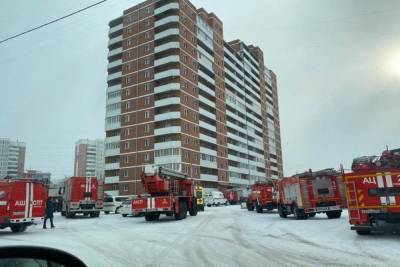 В Улан-Удэ пожарные тушили возгорание в квартире на 12 этаже
