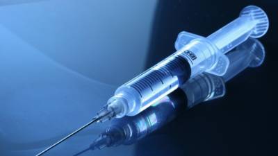 Большая часть россиян положительно высказалась о вакцинации от COVID-19