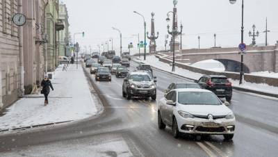 Утром в пятницу в Петербурге скопились аномальные пробки