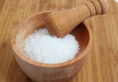 Медики рассказали о вреде отказа от соли