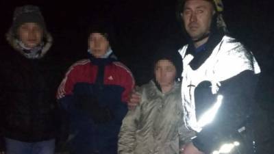 В Запорожье спасли 12-летнюю девочку: не могла спуститься с каменного карьера