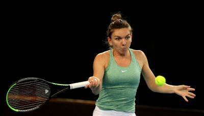 Халеп проиграла Александровой в четвертьфинале турнира в Мельбурне