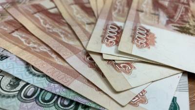 Санкционный риск отнимает до 15% стоимости у рубля