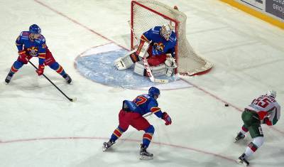 Александр Овечкин дошел до чистого седьмого места по голам в НХЛ