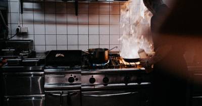 Шеф-повар едва не сгорел в московском ресторане