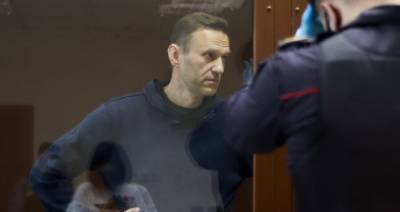 Ветеран ВОВ потребовал публичных извинений от Навального за клевету