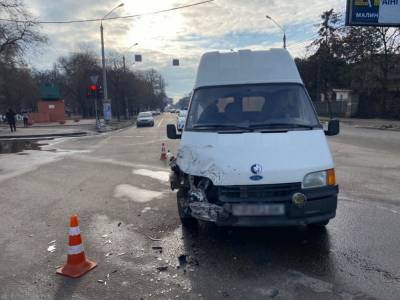 В Одессе пьяный водитель устроил ДТП с автобусом и сбил детей