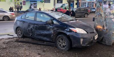 ДТП в Одессе 5 февраля - пьяный водитель проехал на красный и сбил детей на пешеходном переходе, фото - ТЕЛЕГРАФ