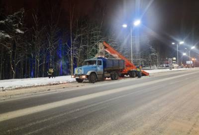 Более 4 тысяч «кубов» снега за январь вывезли с улиц Соснового Бора
