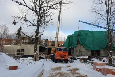Студотряд помогает со строительством детского садика за 362 млн рублей в Сосновом Бору