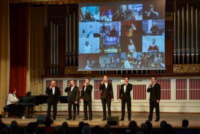 В Донецке состоялся концерт в честь 90-летия филармонии