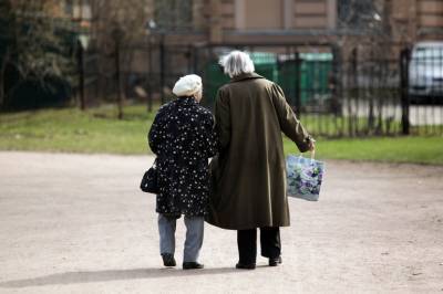 В феврале мошенники обманули петербургских пенсионеров более, чем на 12 миллионов