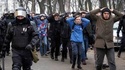 Опубликована петиция "Вернём задержанным право на защиту"