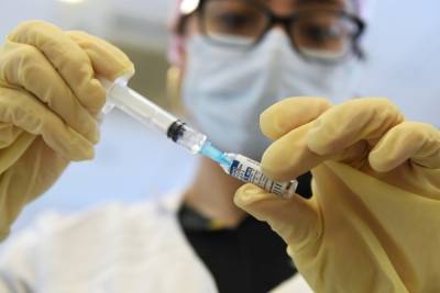 Еврокомиссия допустила закупку российской вакцины от COVID-19