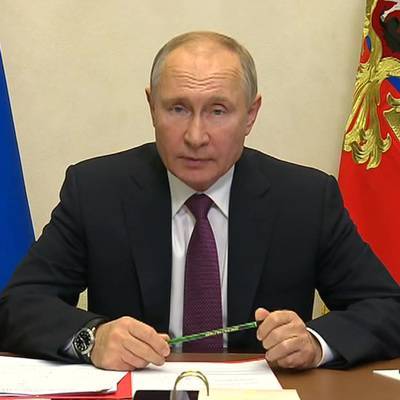 Путин сегодня провёл оперативное совещание с постоянными членами Совбеза