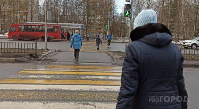 "Намудрили со светофорами": ярославцы обвинили власти в пробках в Брагино