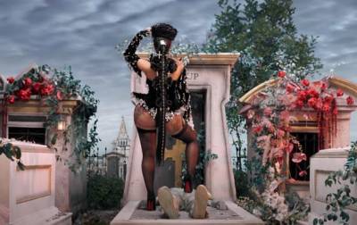 Американская рэперша станцевала на кладбище в клипе, снятом украинкой