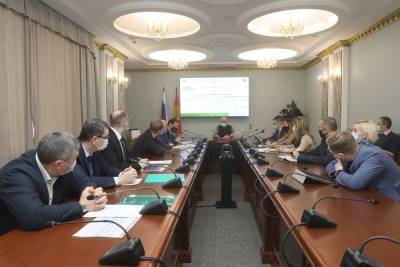 Игорь Артамонов обсудил с энергетиками готовность региона к сильным морозам