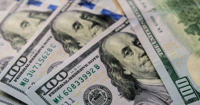 Курс валют на 8 февраля: сколько стоят доллар и евро