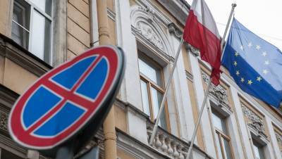 Дипломатов Швеции и Польши в Петербурге объявили персонами нон грата