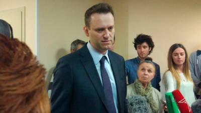 Суд над Навальным по делу о клевете в адрес ветерана отложили на неделю