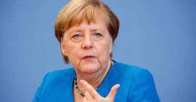 Меркель поддерживает продление транзита российского газа через Украину