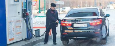 Минэнерго объяснило рост цен на бензин в январе двумя причинами