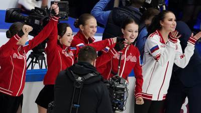 В формате шоу: в «Мегаспорте» прошёл первый в российской истории турнир по прыжкам на льду