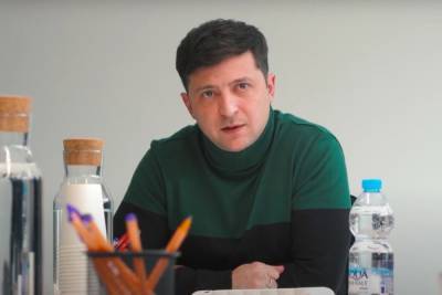 Зеленский объяснил запрет «пророссийских» телеканалов цитатой Булгакова