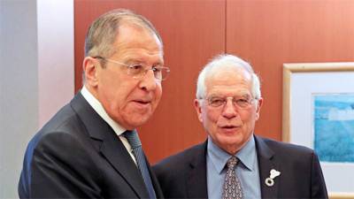 Во время встречи Лаврова и Борреля РФ решила выслать трех европейских дипломатов
