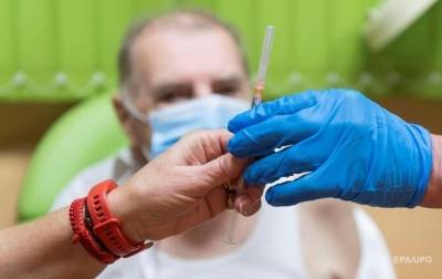 Польша дала возможность Украине купить вакцину по ее европейской квоте