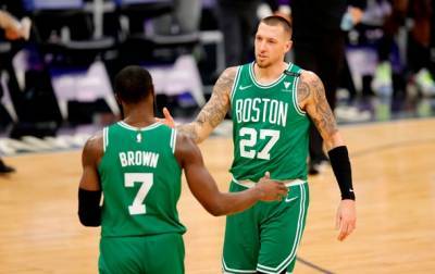 НБА: Бостон обыграл Клипперс, Вашингтон Леня уступил Майами - korrespondent.net - Вашингтон - Бостон - шт. Индиана