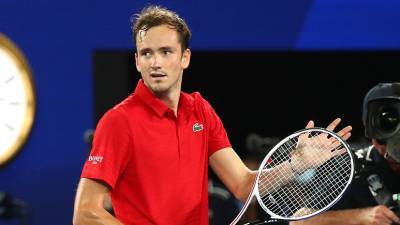 Медведев назвал сумасшедшим матч со Зверевым на ATP Cup