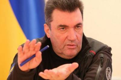 Данилов разразился угрозами действующим народным депутатам: кто в опасности