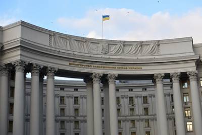 Украина прокомментировала высылку иностранных дипломатов из России