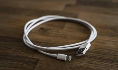 Компания Apple запатентовала зарядный кабель с повышенной износостойкостью