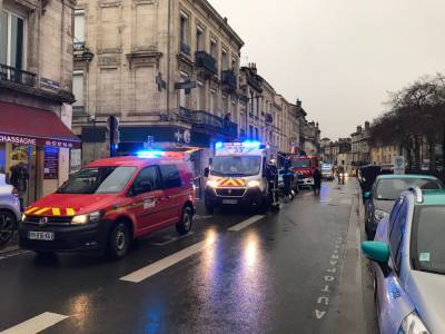 В жилом доме французского Бордо прогремел мощный взрыв: фото