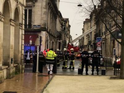 Во французском Бордо прогремел взрыв: первые кадры с места происшествия - unn.com.ua - Киев - Франция - Париж - Бордо